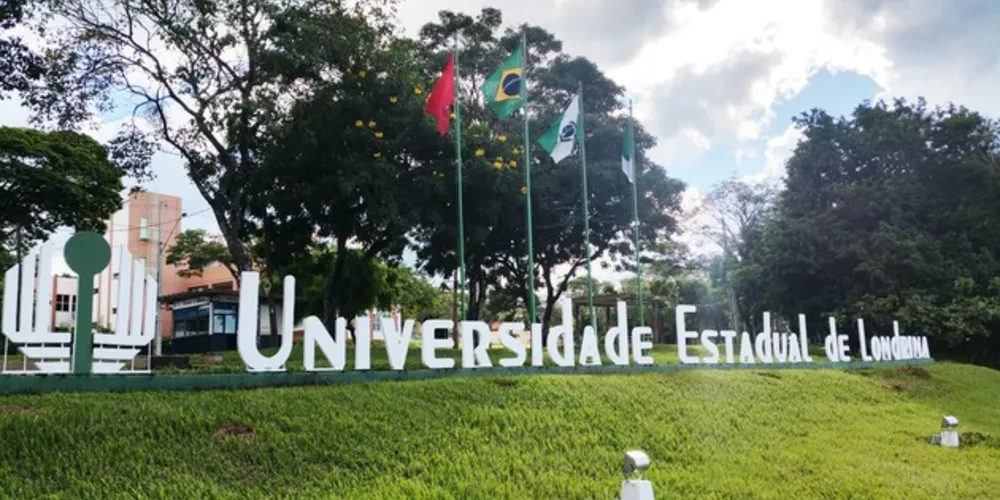 Os assaltantes invadiram o prédio da reitoria e agiram com extrema violência.