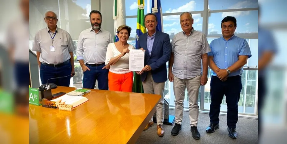 Prefeita Elizabeth e lideranças do Vale do Tibagi