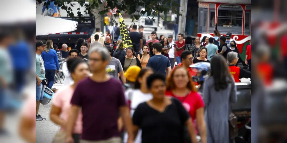 Pesquisa Conjuntural também mostra crescimento no varejo do Paraná