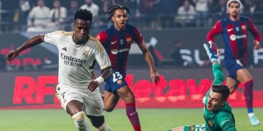 Vini Jr. precisou de 39 minutos para fazer três gols no El Clássico