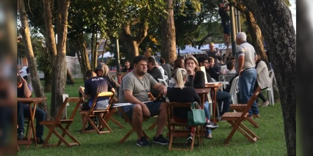 Praça Santo Antônio, recebe mais uma edição da Feira Gastronômica