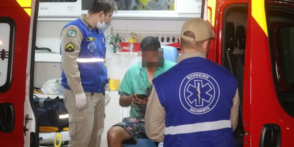 Vítima foi atendida por equipes do Corpo de Bombeiros