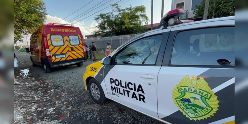 Equipe do Siate e Polícia MIlitar estiveram no local da ocorrência.