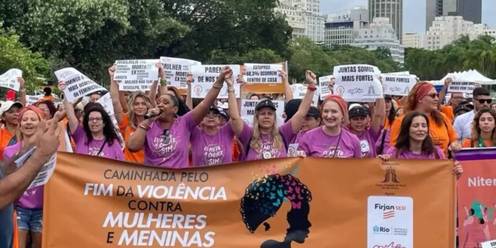 A nova legislação detalha alguns dos direitos das mulheres nesses ambientes, e deveres do estabelecimento