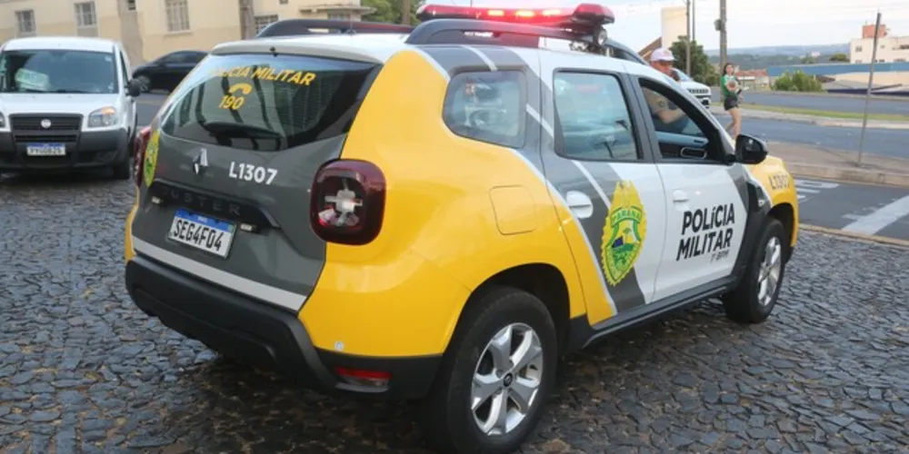 Imagem ilustrativa da imagem Acidente em rotatória deixa motociclista ferido em PG