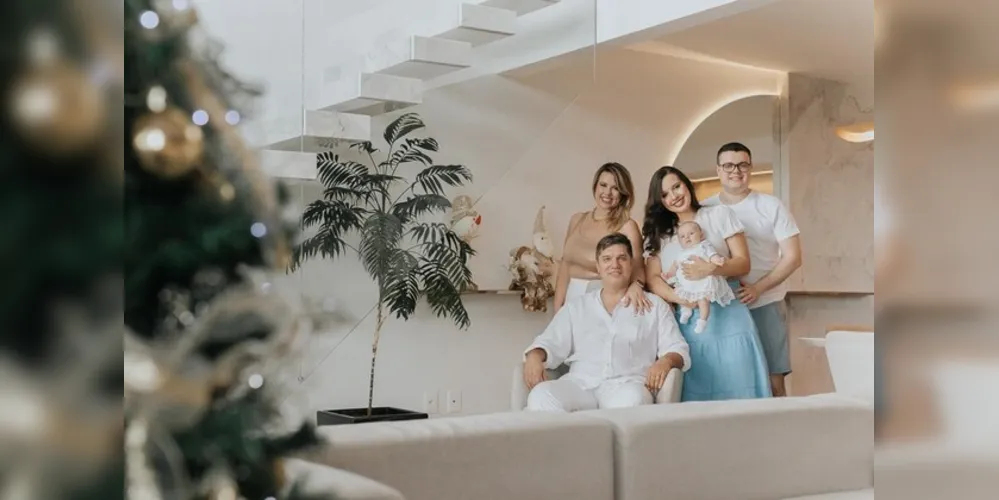 Adenir Grik, Leila Grik, Caroline Dobis Grik Pucci, Carlos Rory Pucci
e a pequena Manuela Grik Pucci