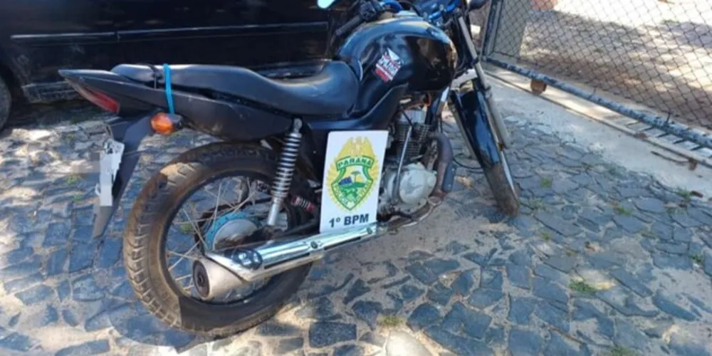 Moto foi identificada na rua Sabiá, neste domingo