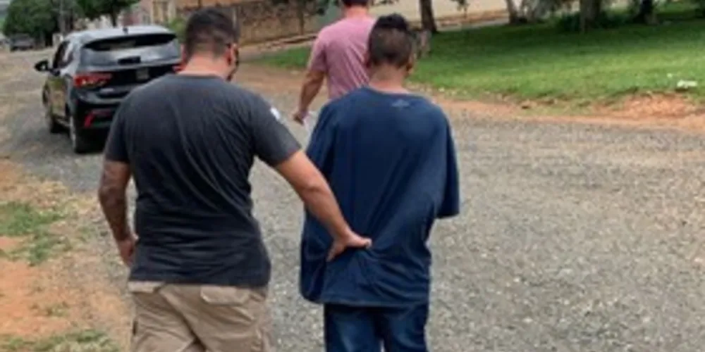 Prisão foi realizada na manhã desta sexta-feira (12), no bairro Santa Mônica.
