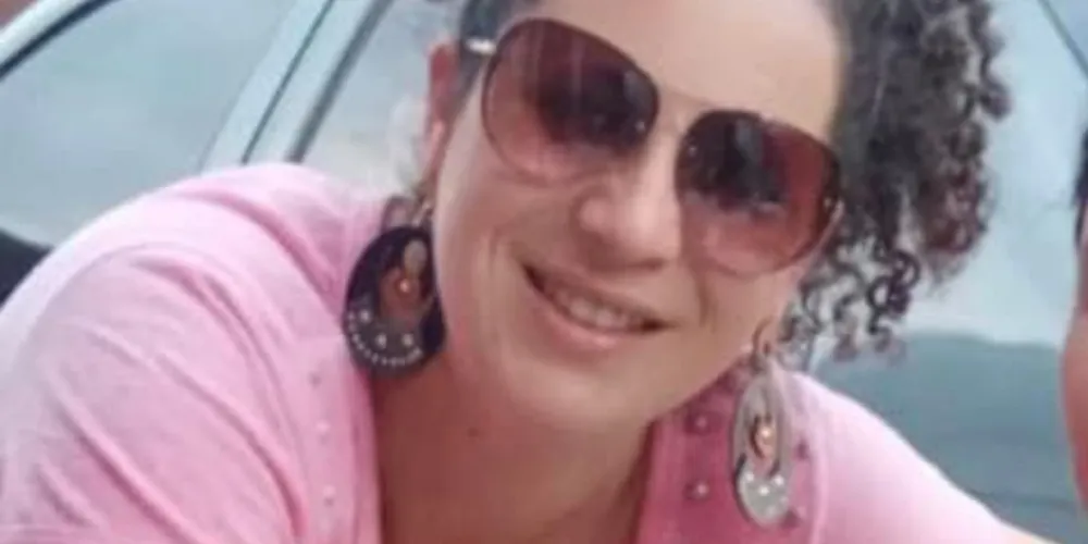 Karine Rosa tem 41 anos e é massoterapeuta em Ponta Grossa.