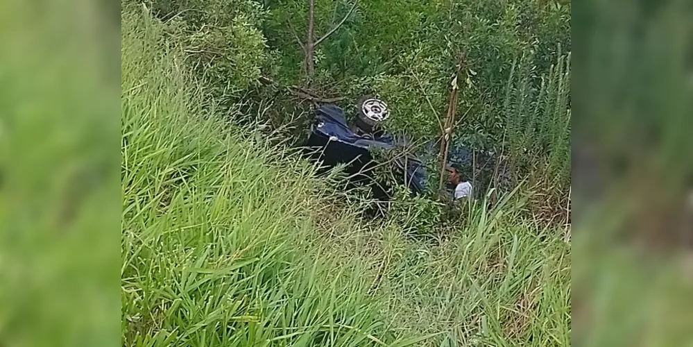 Acidente ocorreu no quilômetro 201 da PR-092.