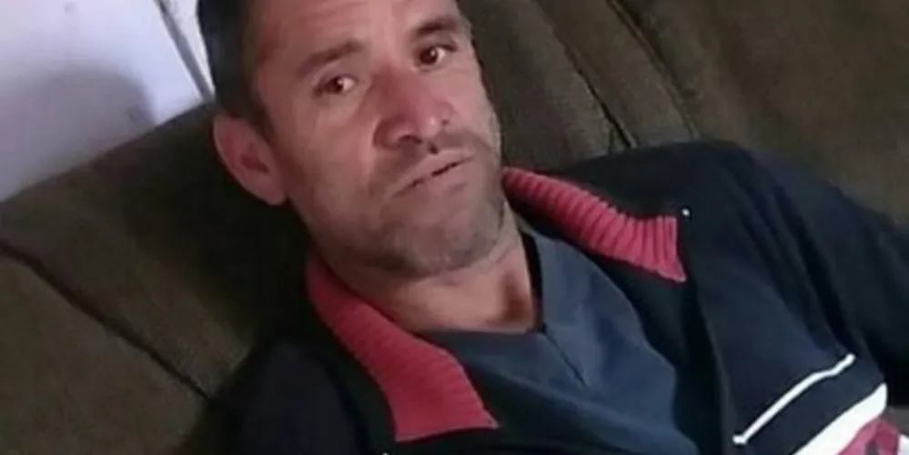 Dirceu Barbosa tinha proximadamente 48 anos e pode ter sido vítima de homicídio.