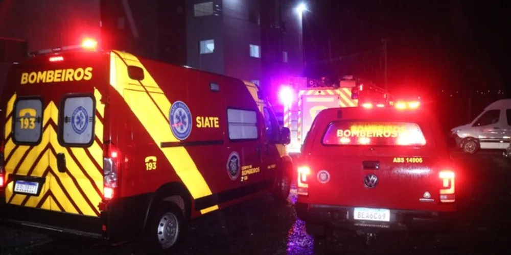 Várias equipes de socorro foram acionadas para a situação
