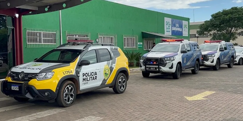 Após o disparo o outro homem fugiu do local em um carro preto.