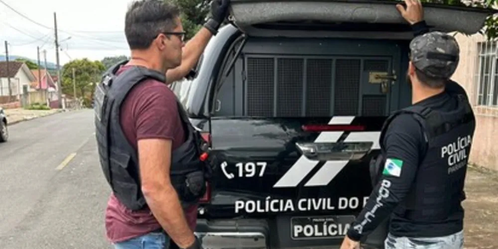 O homem foi detido e encaminhado para a Cadeia Pública de Castro.