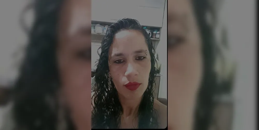 Tatiane dos Passos, de 33 anos, desde dezembro de 2023 sente fortes dores que a levaram diversas vezes ao hospital, e após consultas, os médicos suspeitam de câncer no estômago.