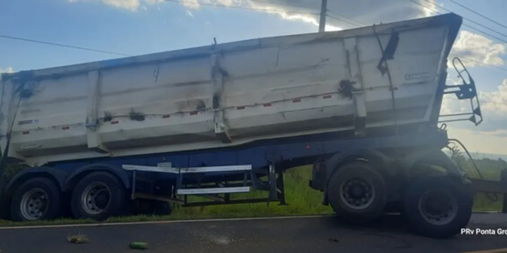 Acidente aconteceu na tarde deste sábado, em Ponta Grossa