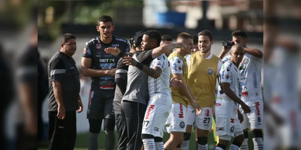 Com essa vitória, o Operário conquista sua terceira vitória consecutiva no Campeonato Paranaense