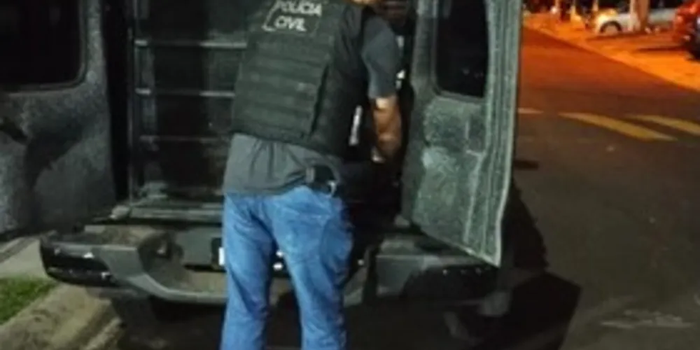 O suspeito foi preso e encaminhado à Cadeia Pública de Hildebrando de Souza