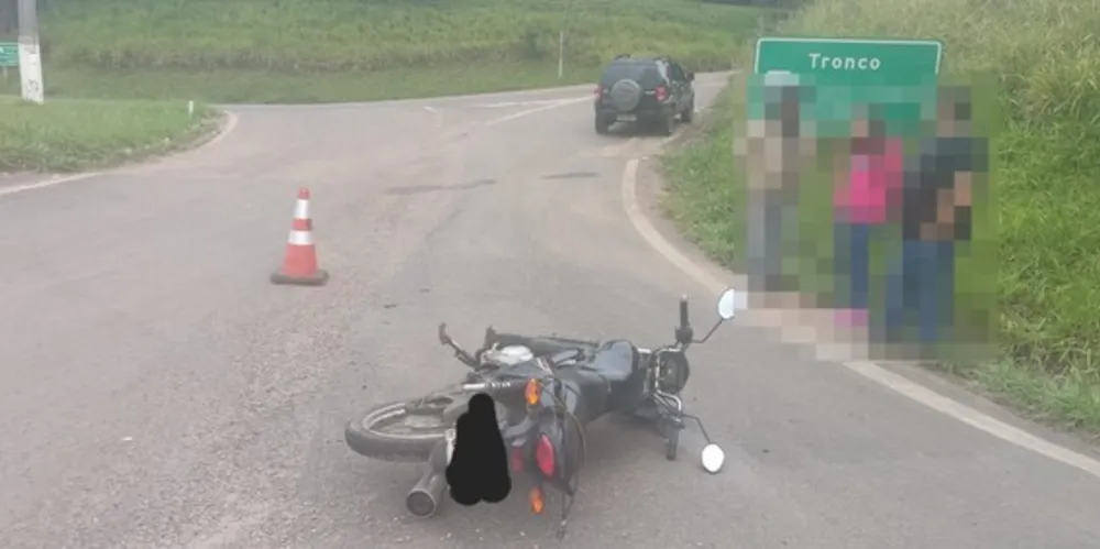 Segundo a PRE, acidente foi do tipo colisão transversal