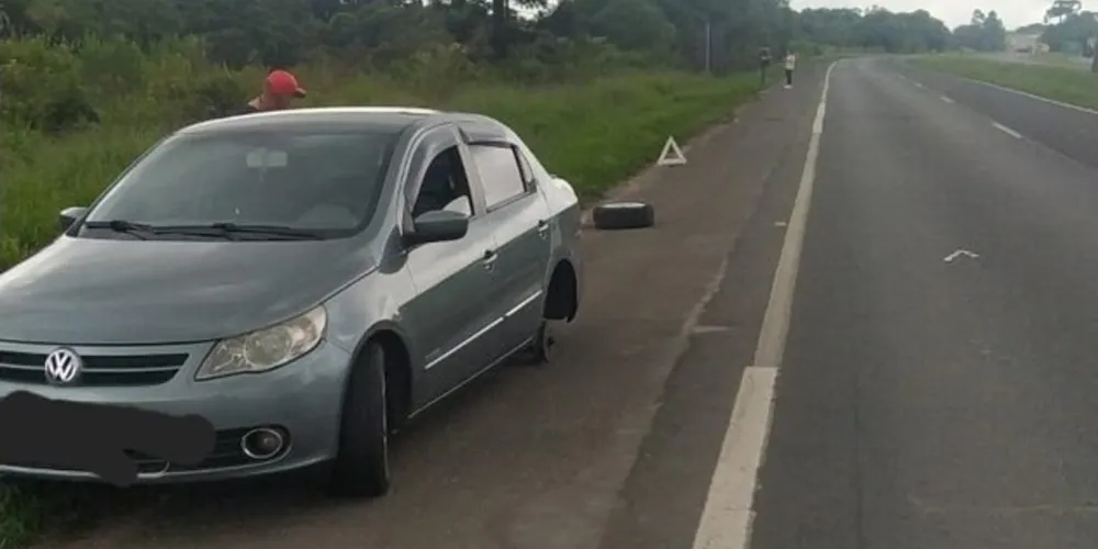 Acidente foi no fim da manhã dessa terça