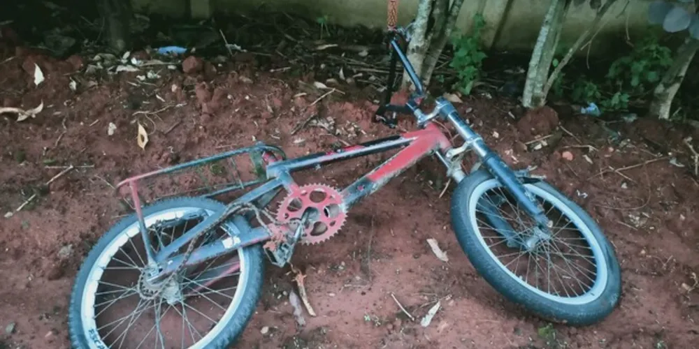 O ciclista teve ferimentos graves e foi levado para o Hospital Doutor Feitosa, em Telêmaco Borba