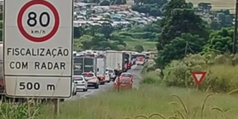 Imagens registram filas na região do trevo Eurico Batista Rosas