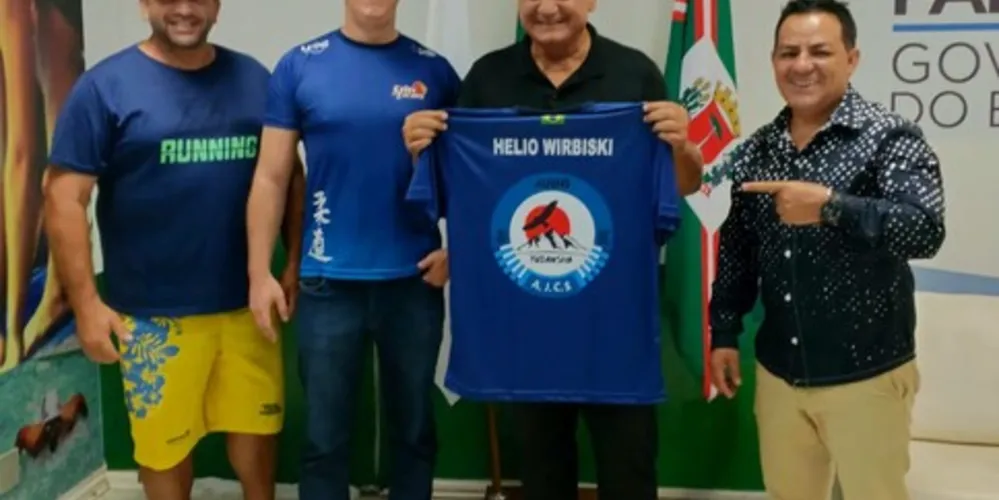 O projeto Leões do Tatame é uma iniciativa social que visa levar o Judô para crianças e jovens de forma gratuita