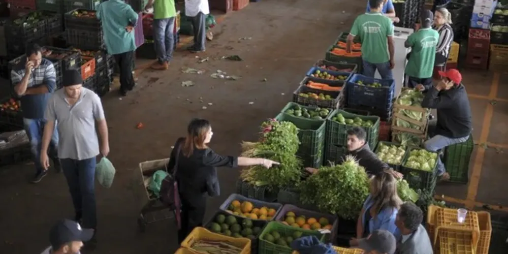 Cenoura, batata inglesa, banana e laranja ficaram mais caras em janeiro.