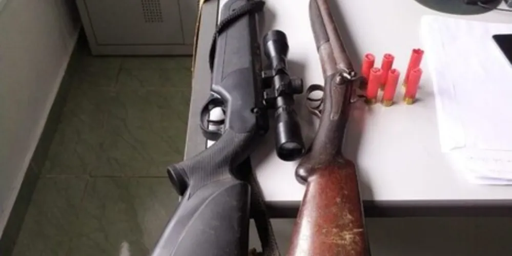 O proprietário, de 60 anos, foi encaminhado para a delegacia da Polícia Civil de Sengés