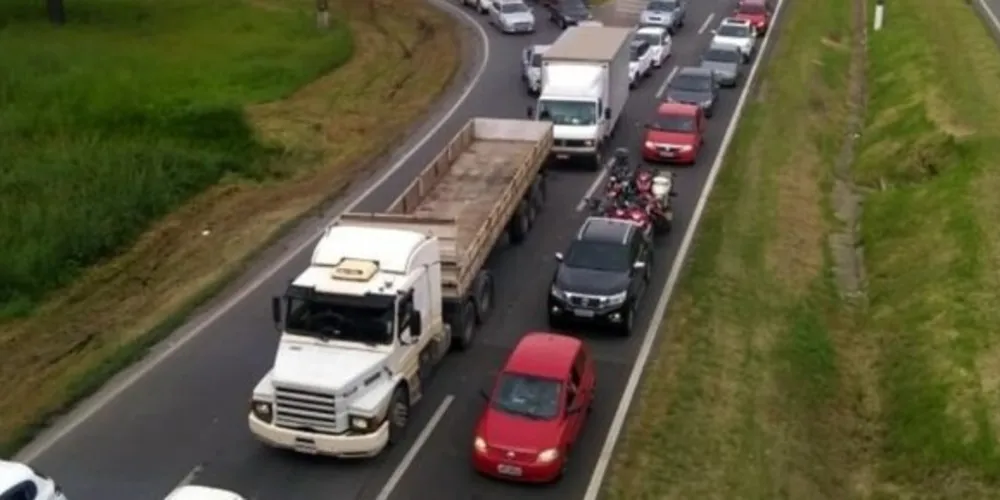 Pista da BR-277 está liberada