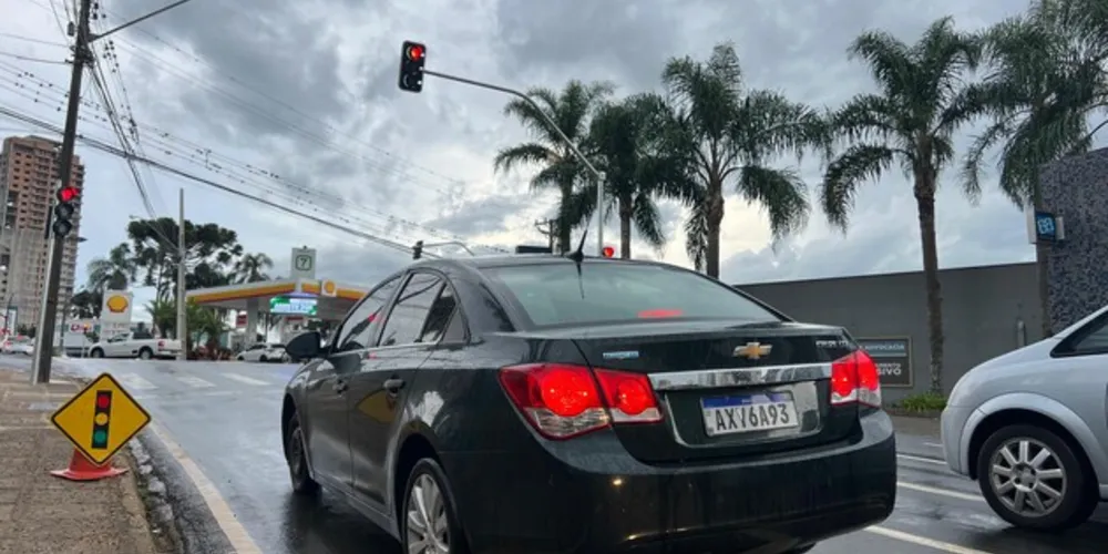 A sinalização foi instalada no cruzamento das ruas Balduíno Taques e Estanislau Anastácio Piekarski