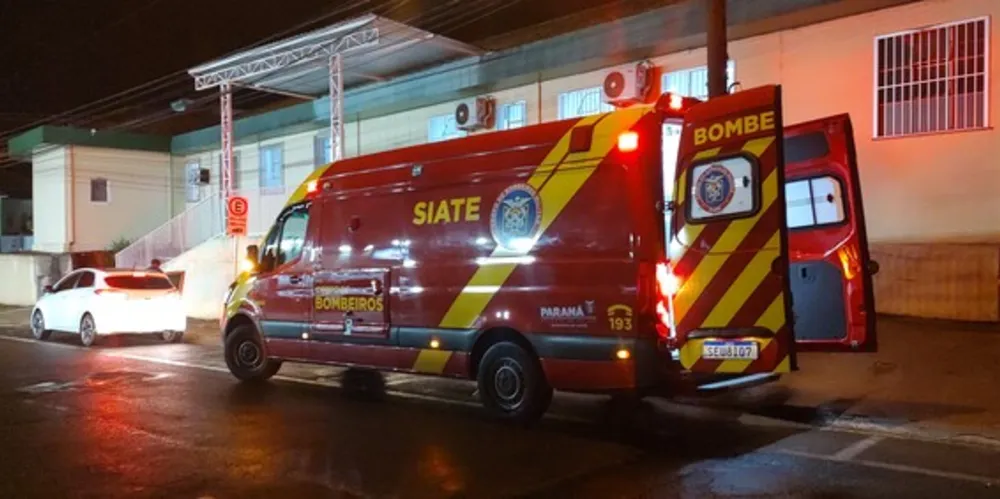Vítima recebe cuidados médicos na Upa Santana