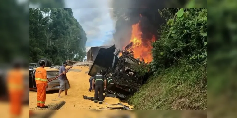 Colisão ocorreu nesta segunda-feira (22), na PR-483, em Francisco Beltrão.