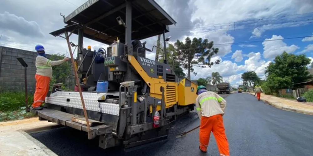 Cerca de 30 ruas das vilas Cipa e Moisés Lerner estão contempladas nos contratos.