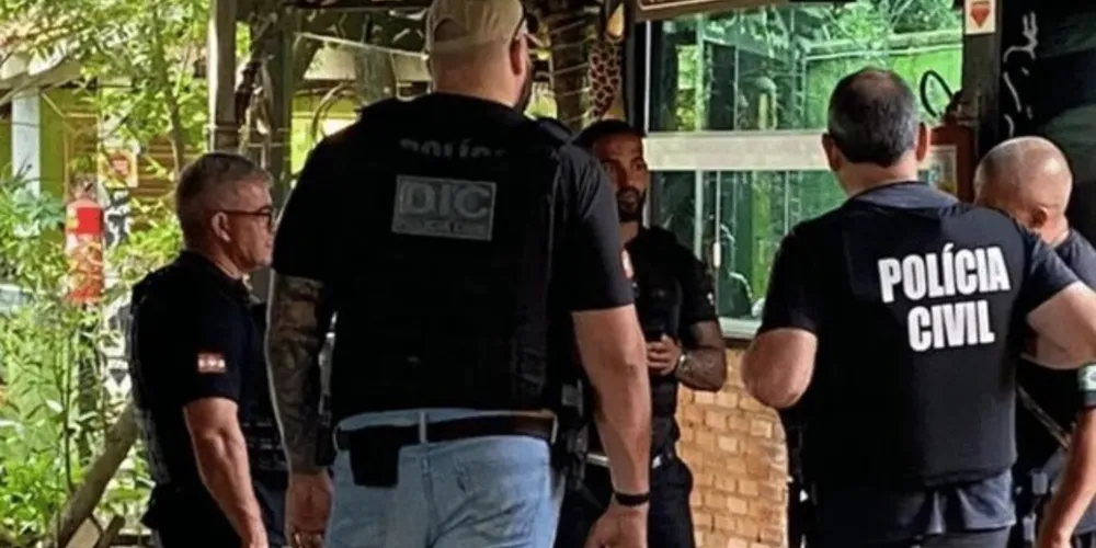 Um suspeito encontrado no local foi encaminhado à delegacia para esclarecimentos