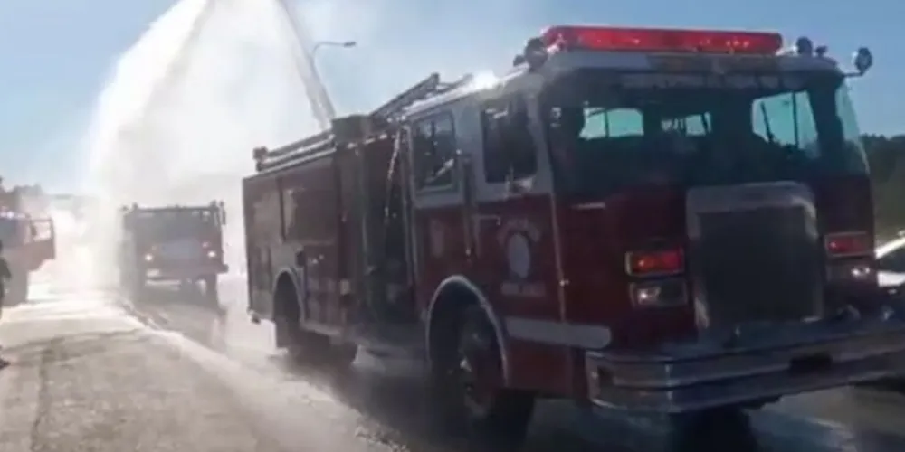 Incêndio começou a se espalhar por diversos locais do prédio