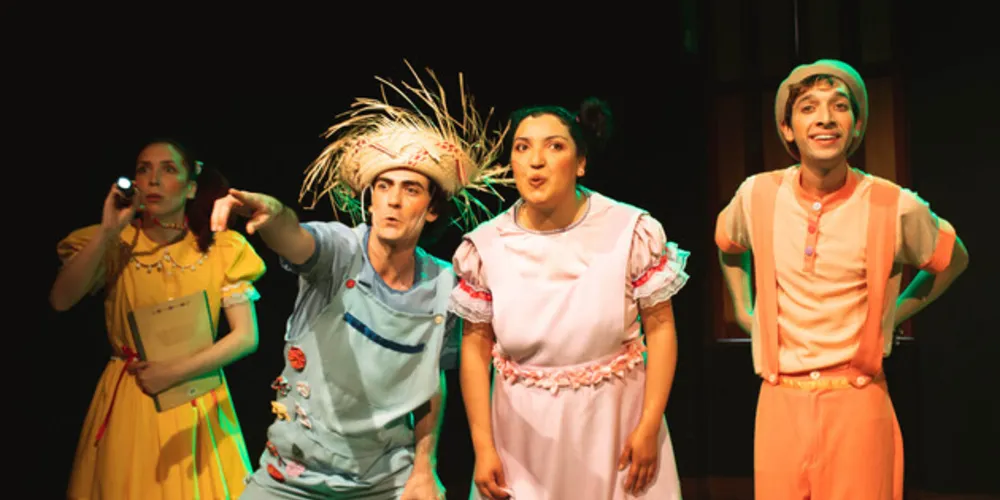 O projeto oferece a crianças de 6 a 12 anos acesso gratuito a apresentações e experiências teatrais.