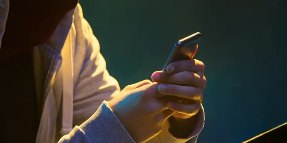 O app é gratuito e pode ser acessado pelo site Celular Seguro do Ministério da Justiça e Segurança Pública