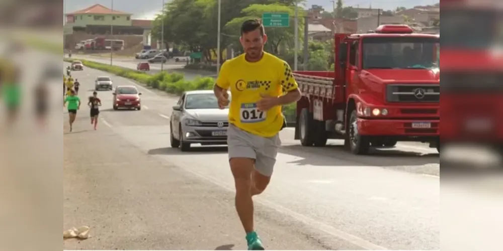 O circuito que o atleta percorria no momento em que passou mal era de 14 quilômetros.