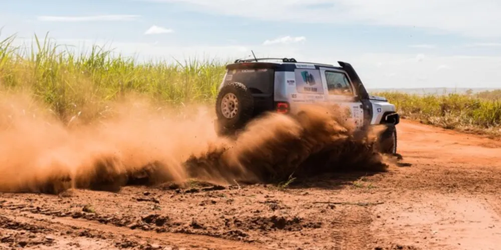 30º Rally Transparaná chegou a Castro; prova que tem Curitiba como destino será nesta sexta.