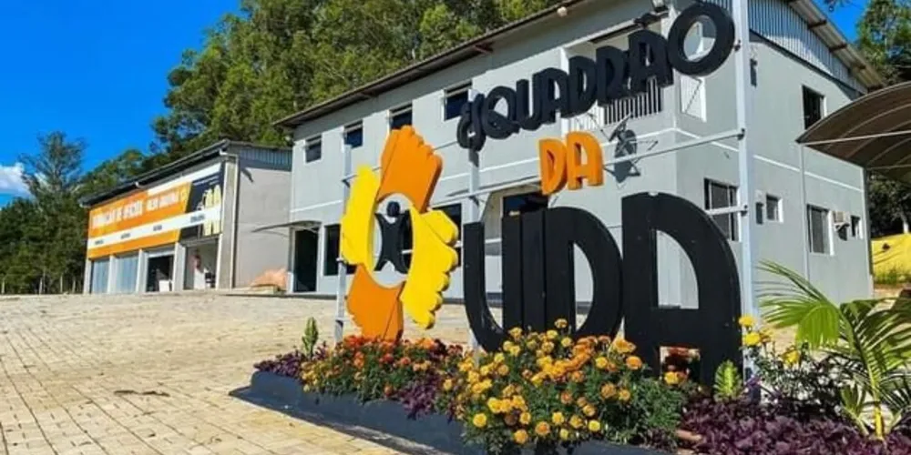 Cada uma das instituições cadastradas recebe um repasse mínimo mensal de R$ 100, além de concorrer aos prêmios principais, de R$ 5 mil.