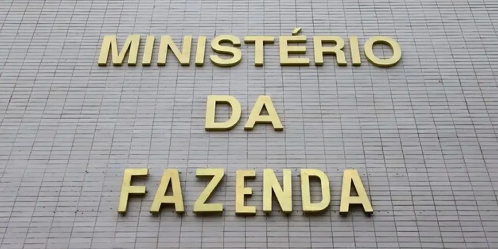 A linha emergencial tem como objetivo socorrer os produtores afetados pelo baixo preço do leite