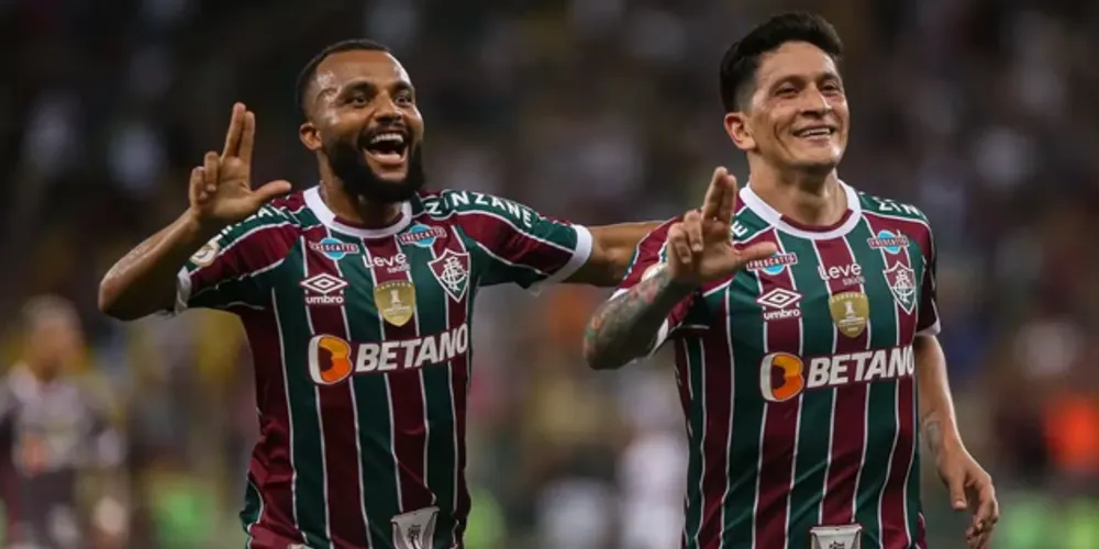 Cano (direita) é uma das esperanças de gol para o tricolocar carioca