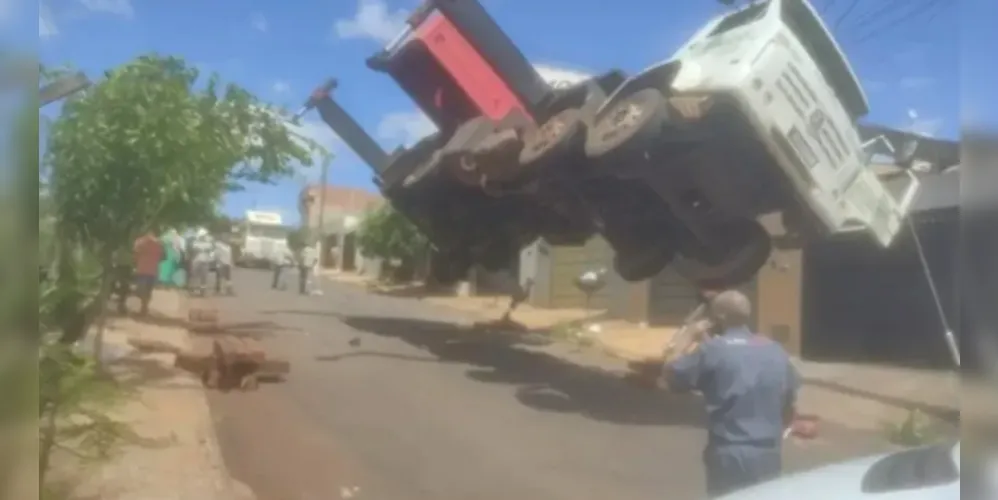 Acidente ocorreu em Rio Verde, no sudoeste de Goiás, na quinta-feira (11).