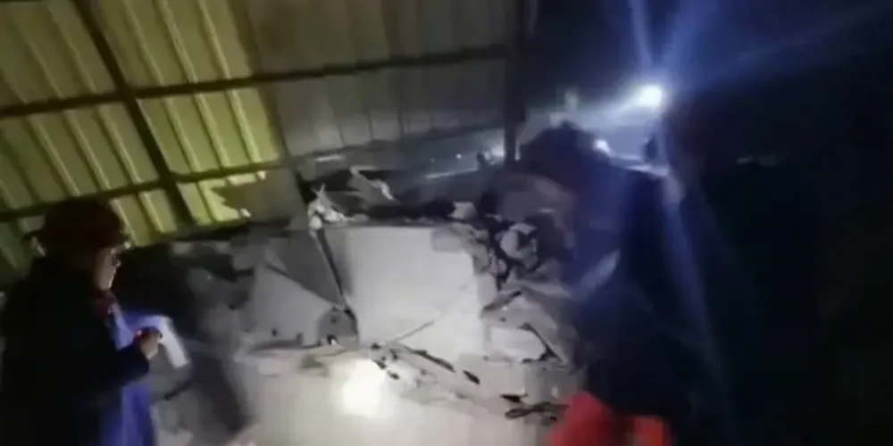 Terremoto provoca destruição na China