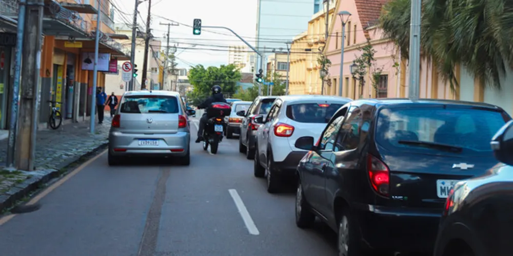 O valor total lançado neste ano é de R$ 6,36 bilhões para uma base de 4,67 milhões veículos tributados no Estado