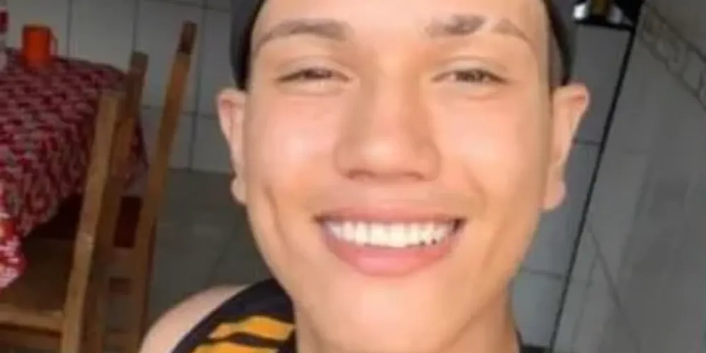 Luiz Felipe Santos tinha 20 anos de idade.