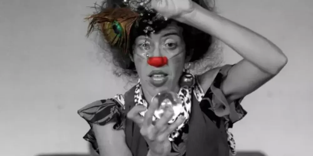 Julieta integrava o grupo de cicloviajantes “Pé Vermei” e se apresentava com a personagem Palhaça Jujuba