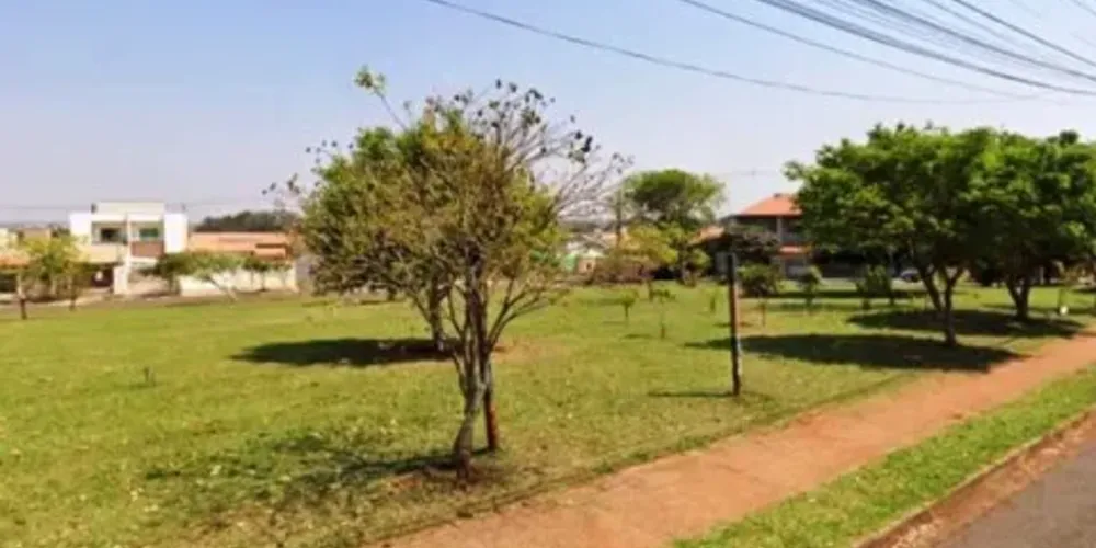 A vítima relatou estar em um bar bebendo com outras pessoas quando ficou desacordado.