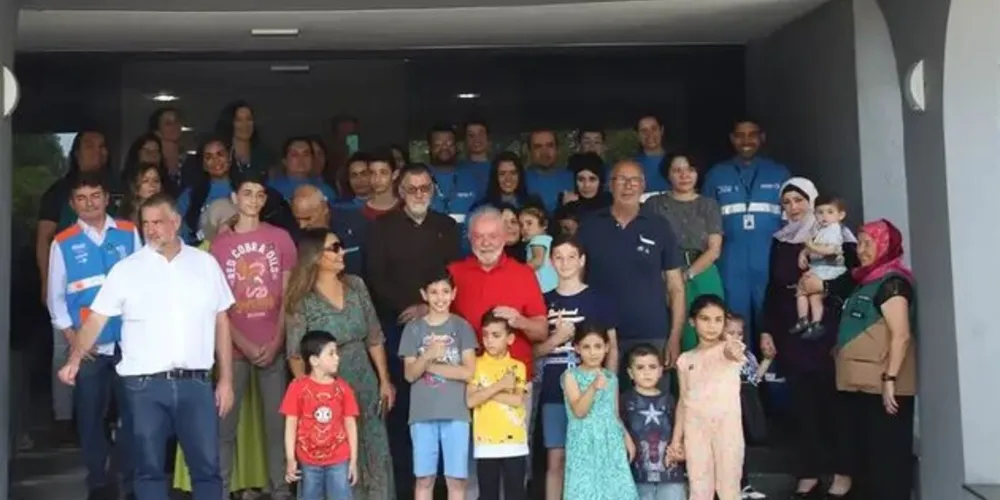 O presidente exaltou o trabalho da equipe multidisciplinar da Operação Voltando em Paz